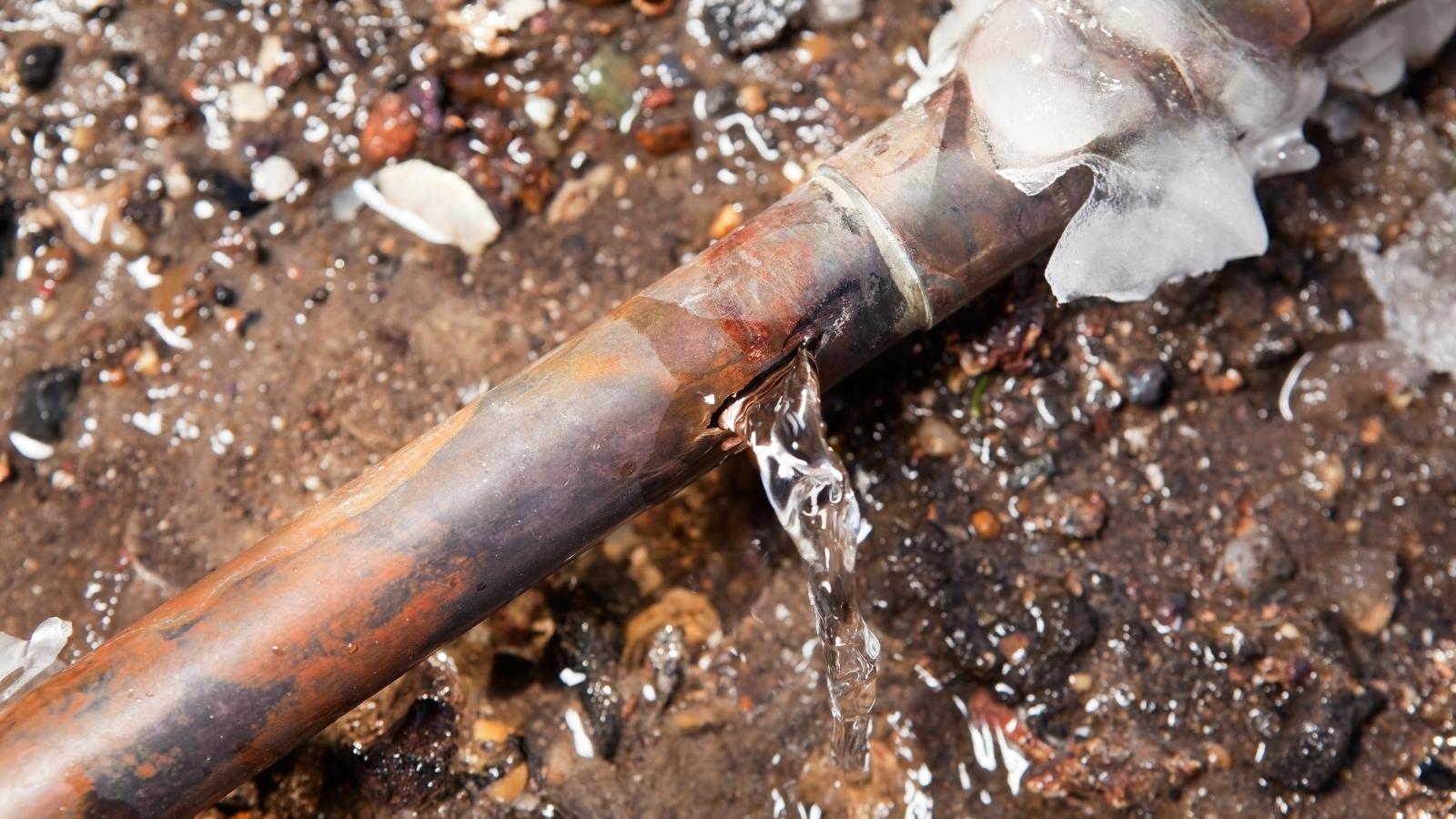 Como Detectar Aumento Súbito na Conta de Água: Sinais de Vazamento Oculto